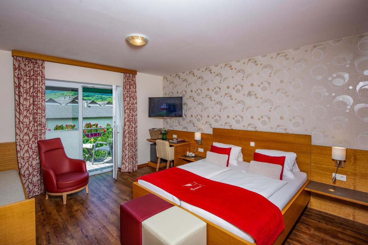 Hotel Garni Weinquadrat Вайсенкирхен-ин-дер-Вахау Экстерьер фото